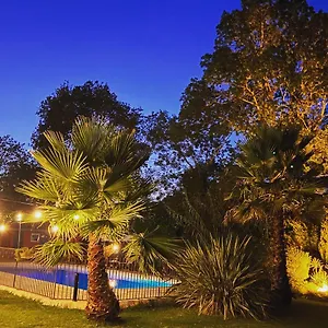 Hotel Logis La Bastide Des Golfs Mouans-Sartoux